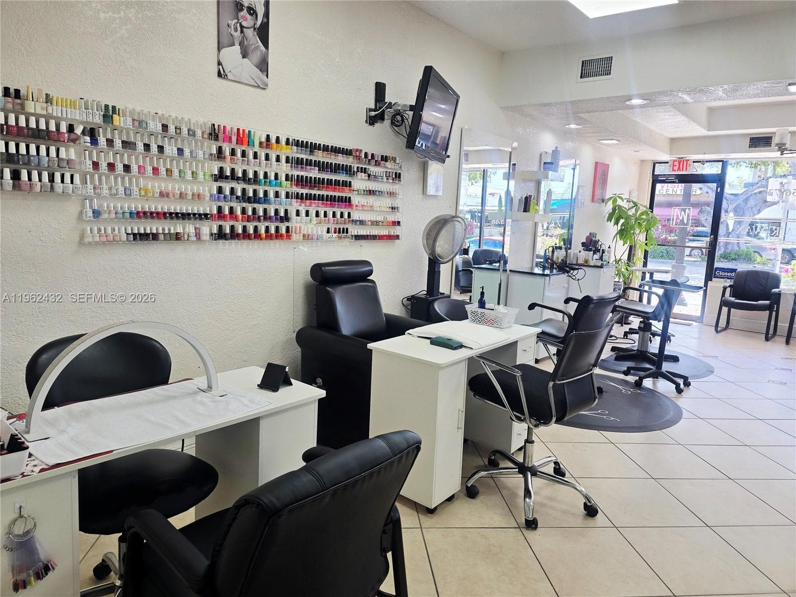 SW Beauty Salon Coral Way, Miami FL 33145 — zdjęcie 3