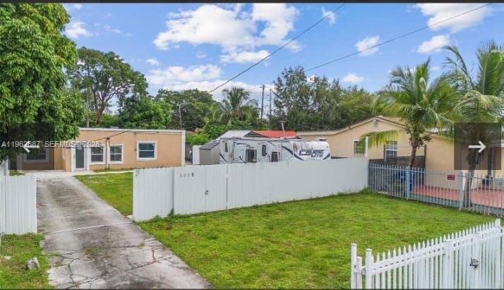 1835 NW 85th St, Miami, FL 33147 — zdjęcie 2