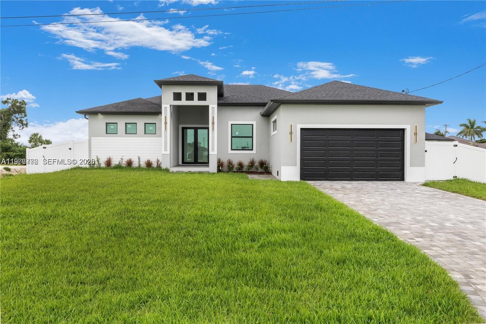 4330 NW 34th St, Cape Coral, FL 33993 — zdjęcie 2