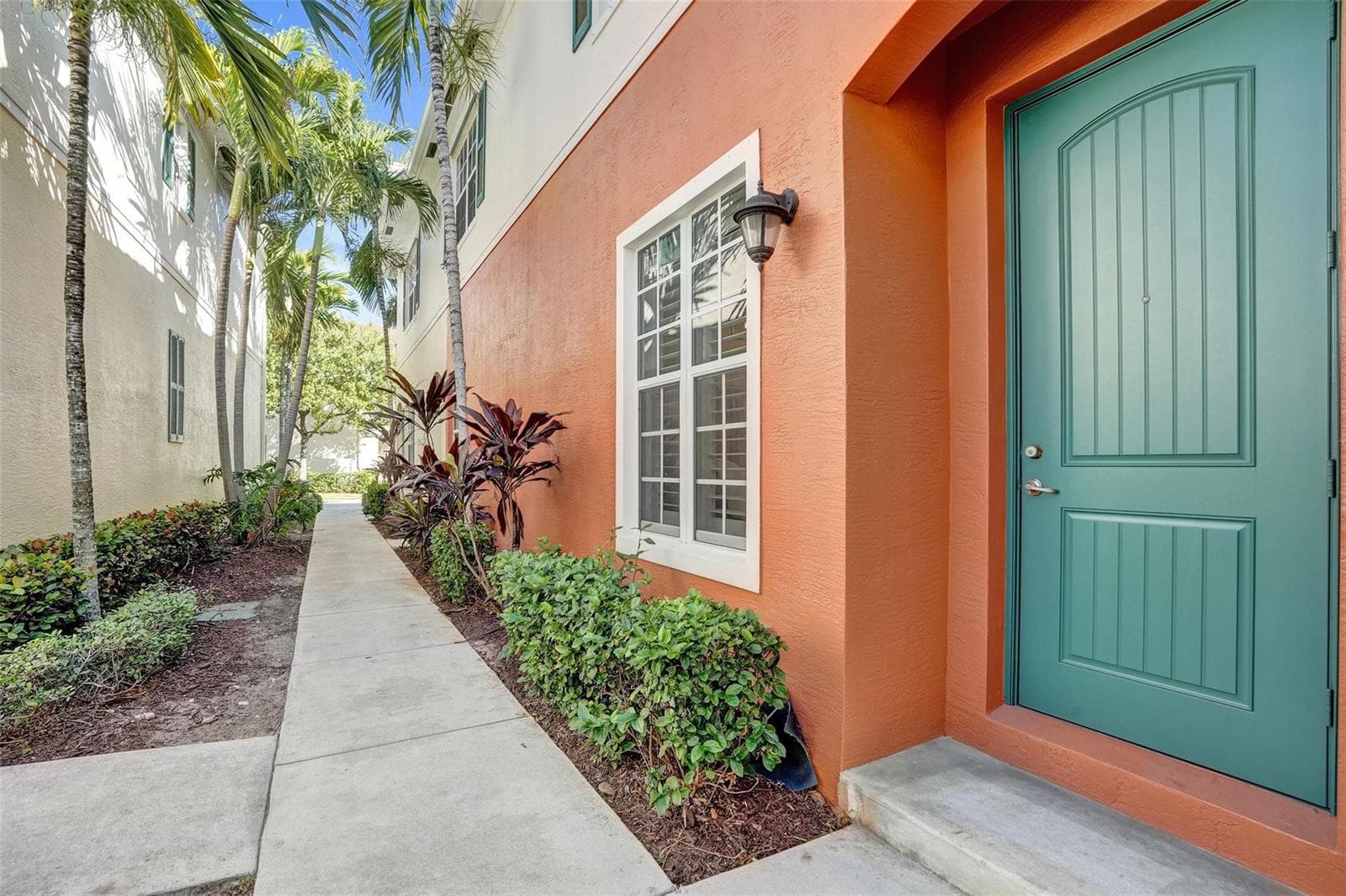 159 SW 7th Court, Pompano Beach, FL 33060 — zdjęcie 3