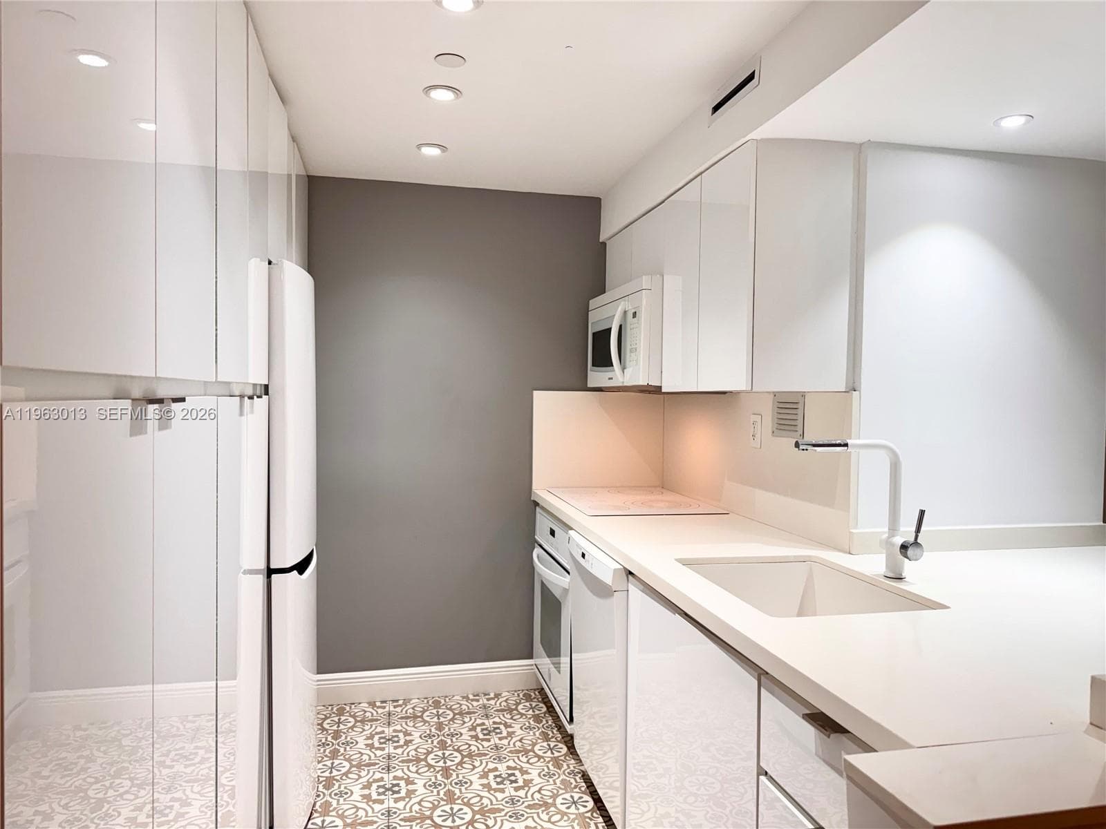 1200 West Ave # 1418, Miami Beach, FL 33139 — zdjęcie 4