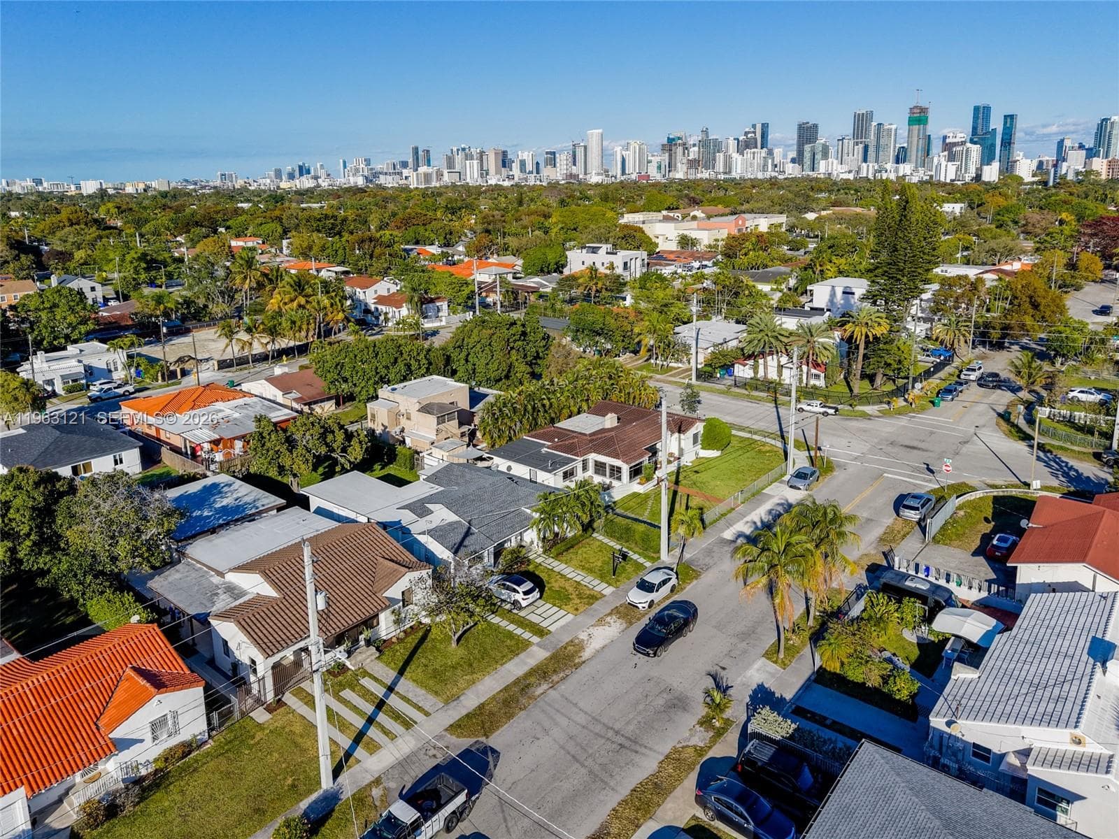 1631 SW 21st St, Miami, FL 33145 — zdjęcie 4