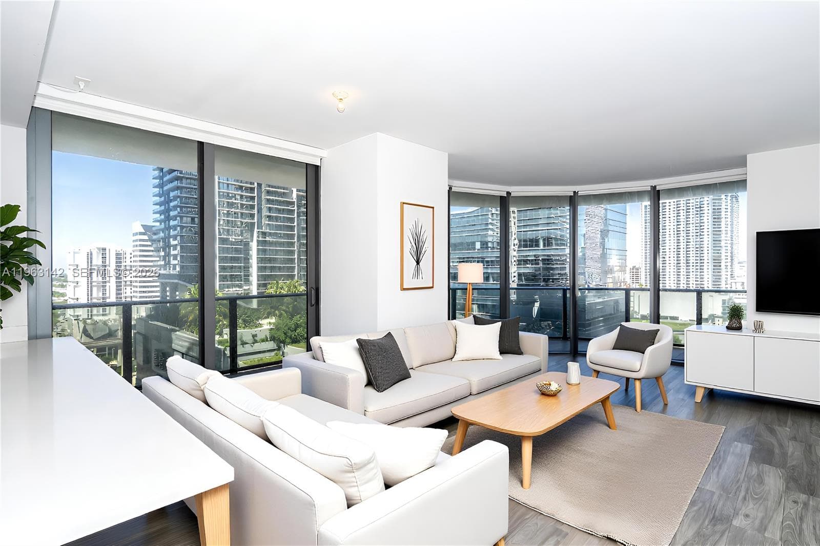 801 S Miami Ave # 1409, Miami, FL 33130