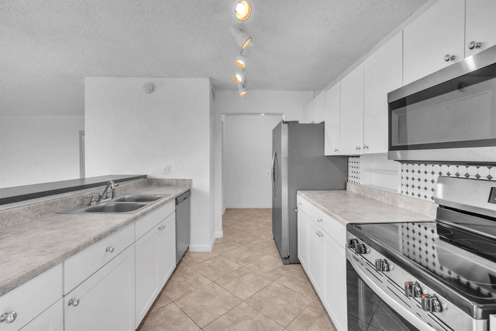 3100 N Pine Island Road # 306, Sunrise, FL 33351 — zdjęcie 5