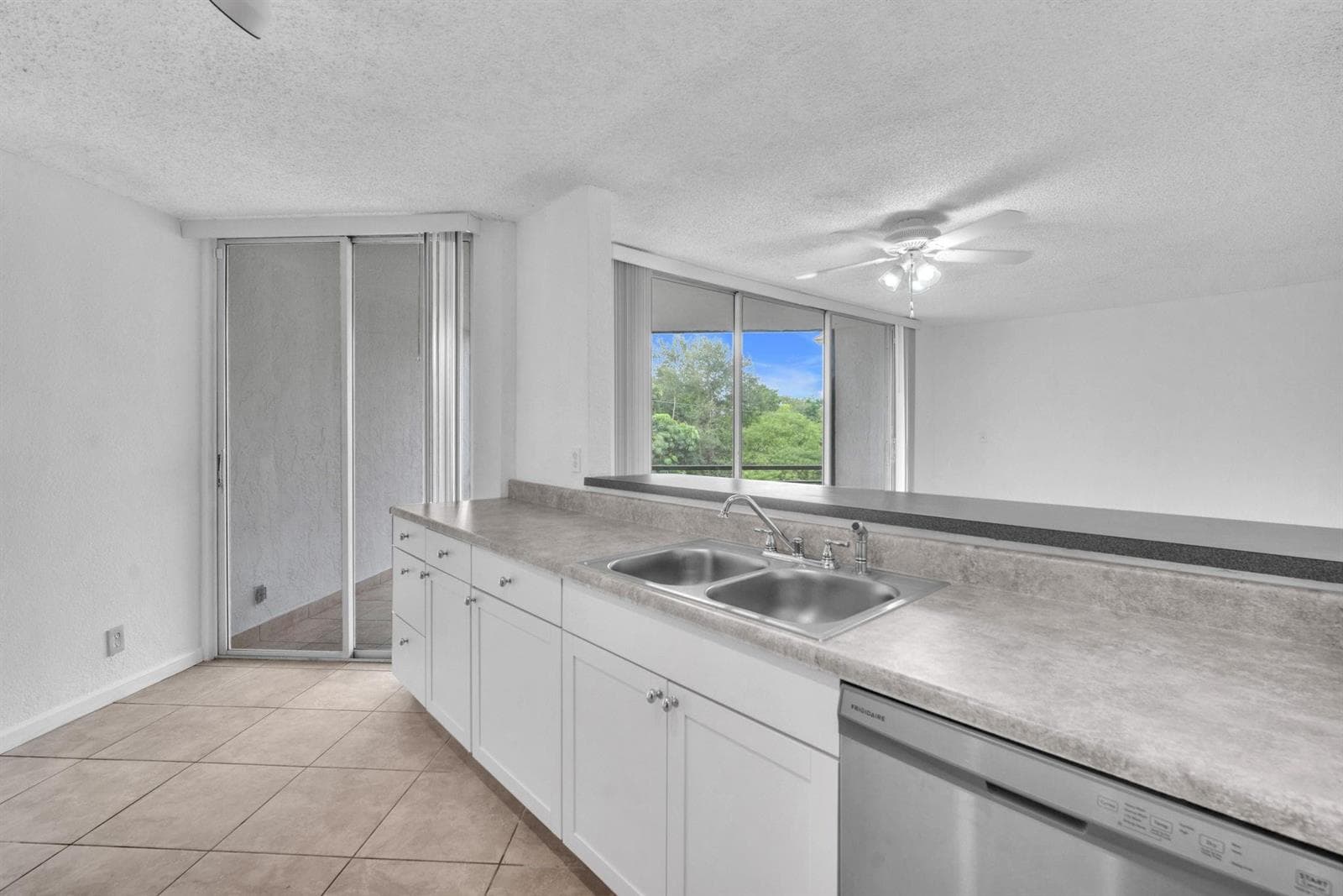 3100 N Pine Island Road # 306, Sunrise, FL 33351 — zdjęcie 4