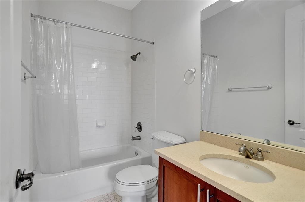 1345 SW 4th Court, Fort Lauderdale, FL 33312 — zdjęcie 4