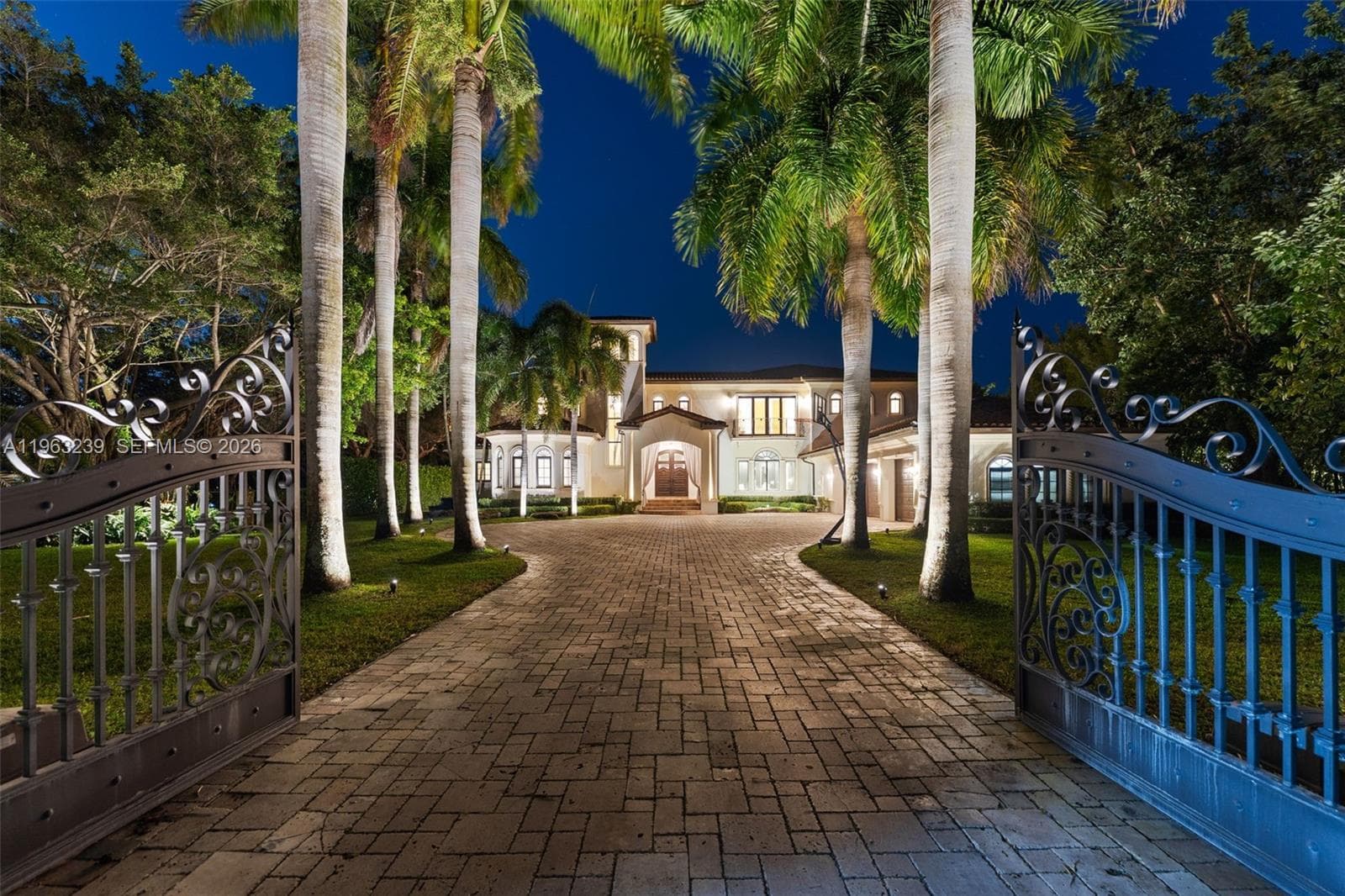 11111 Killian Park Rd, Pinecrest, FL 33156 — zdjęcie 3