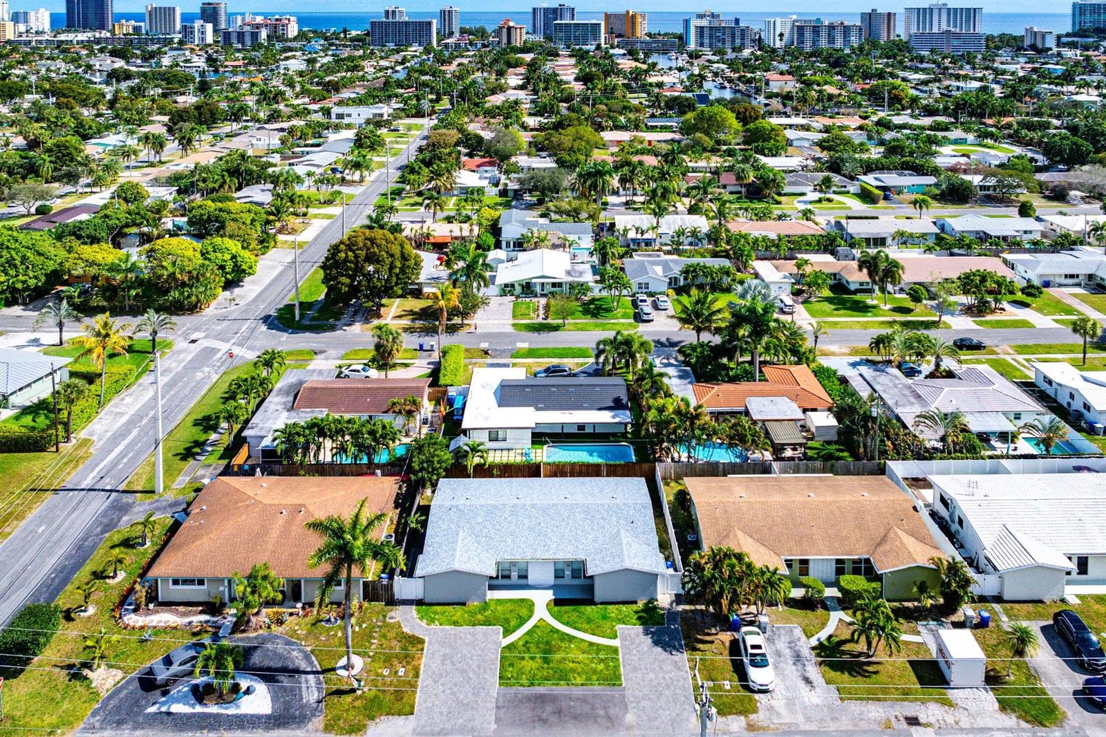 708-710 NE 23rd Avenue, Pompano Beach, FL 33062 — zdjęcie 2