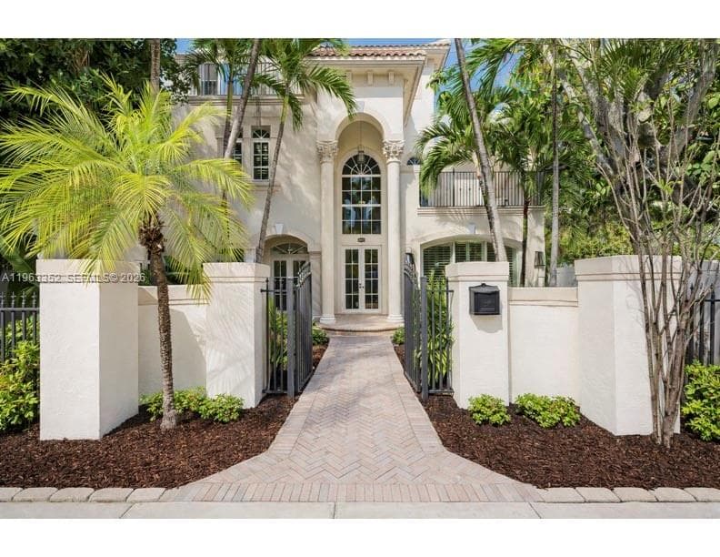827 SE 2nd Ct, Fort Lauderdale, FL 33301 — zdjęcie 2