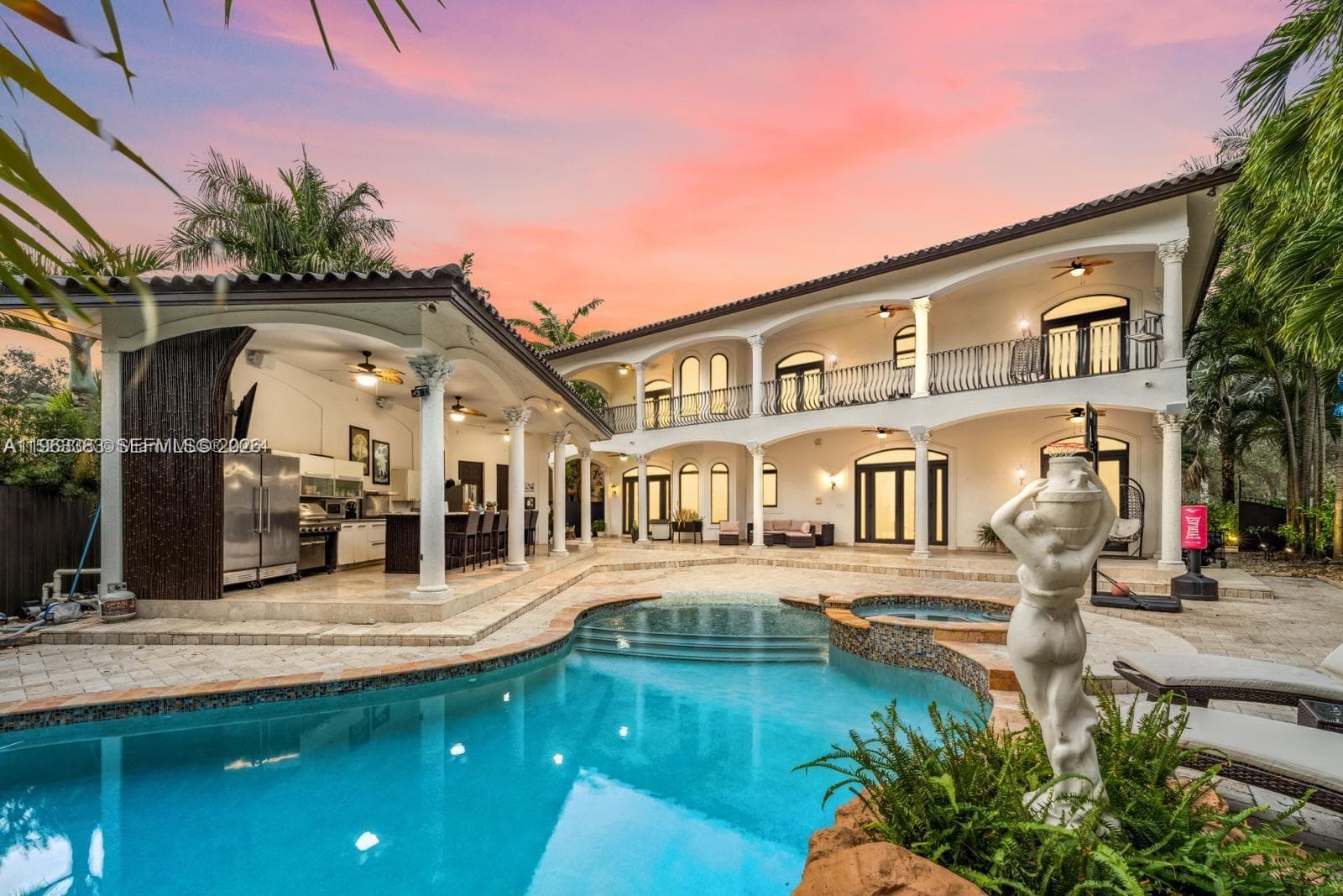 8200 NW 163rd St, Miami Lakes, FL 33016 — zdjęcie 2
