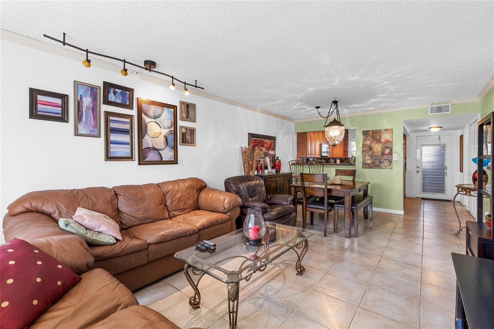 9350 Sunrise Lakes Boulevard # 101, Sunrise, FL 33322 — zdjęcie 2