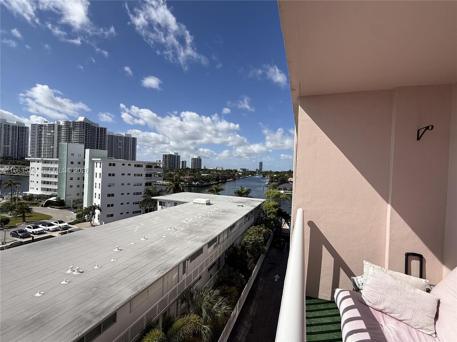 3161 S Ocean Dr # 608, Hallandale Beach, FL 33009