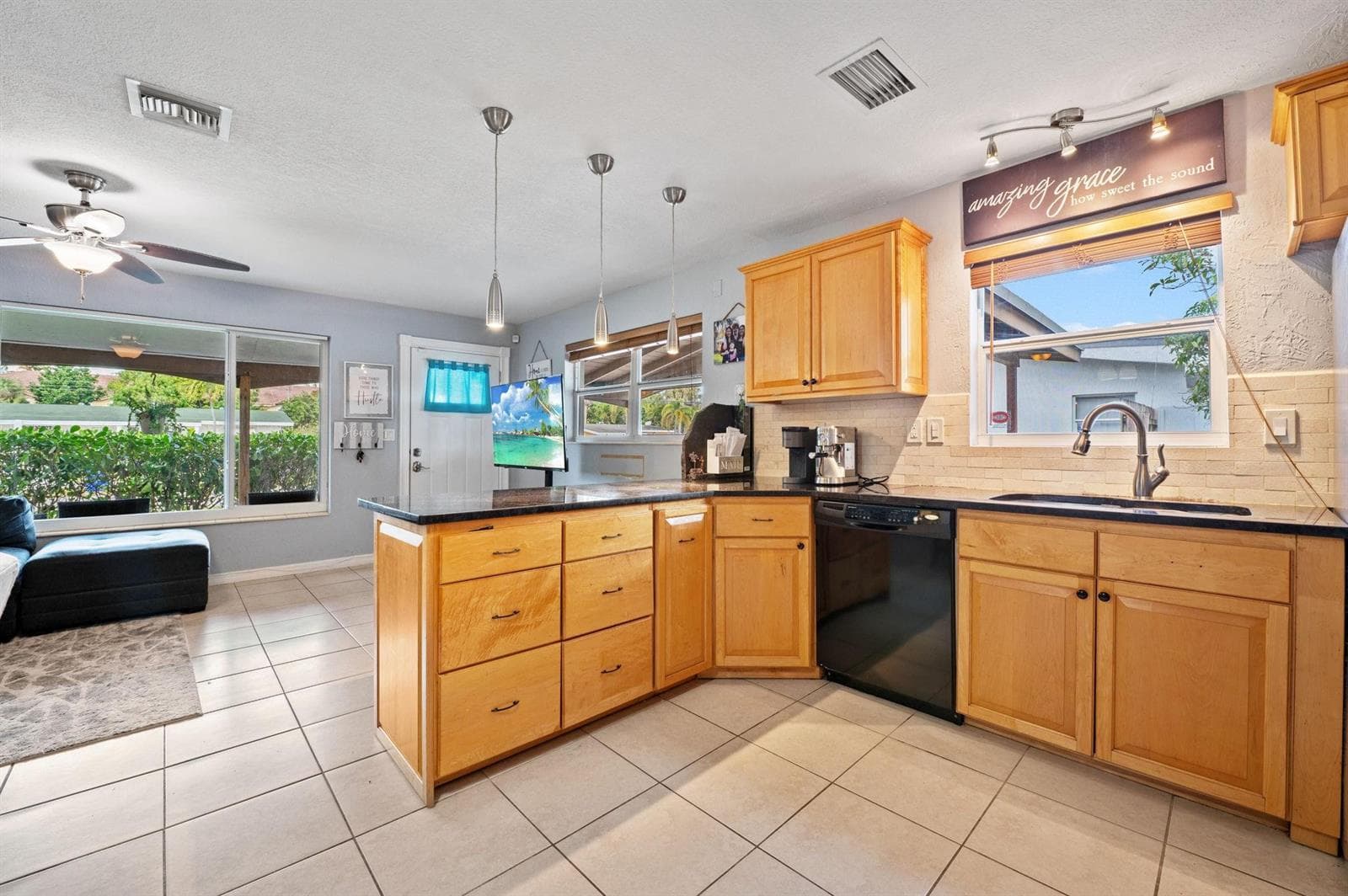 5554 SW 6th Street, Margate, FL 33068 — zdjęcie 4