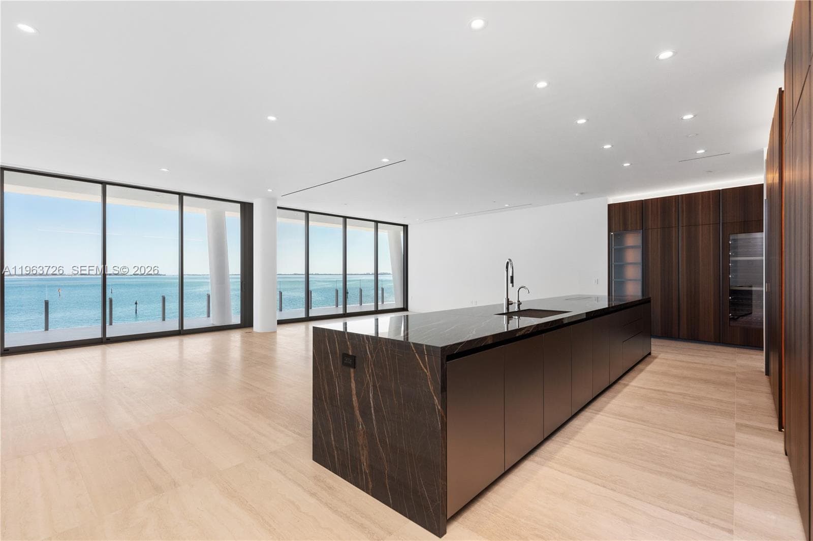 5 Grove Isle Dr # M303, Miami, FL 33133 — zdjęcie 3