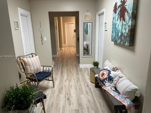 45 Curtiss Pkwy, Miami Springs, FL 33166 — zdjęcie 3