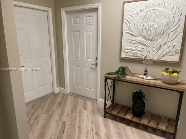 45 Curtiss Pkwy, Miami Springs, FL 33166 — zdjęcie 5