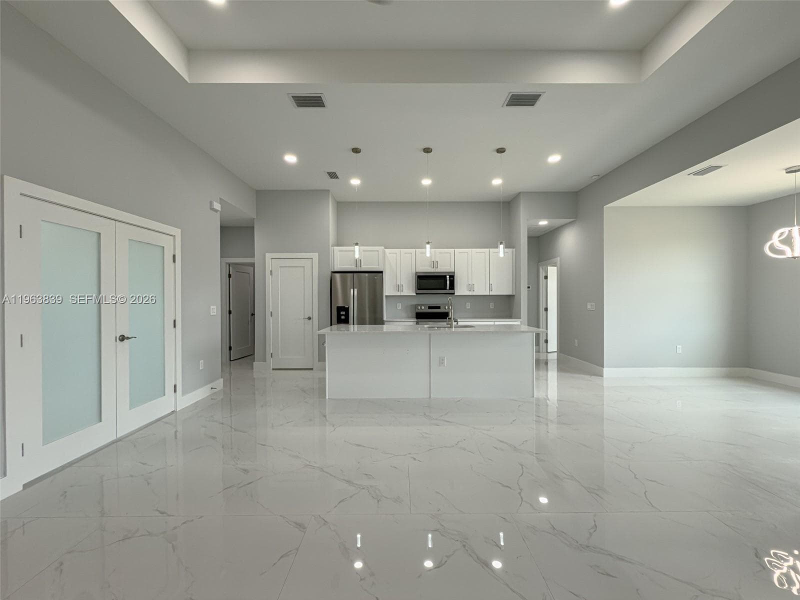 417 Paddock St, Lehigh Acres, FL 33974 — zdjęcie 3