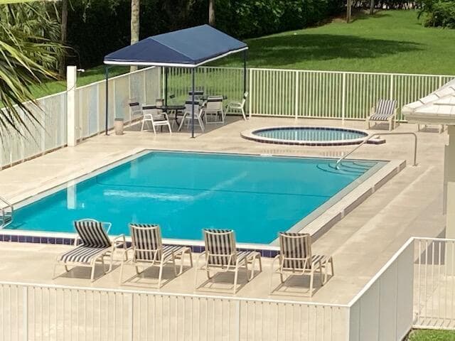 2561 Village Boulevard # 102, West Palm Beach, FL 33409 — zdjęcie 2