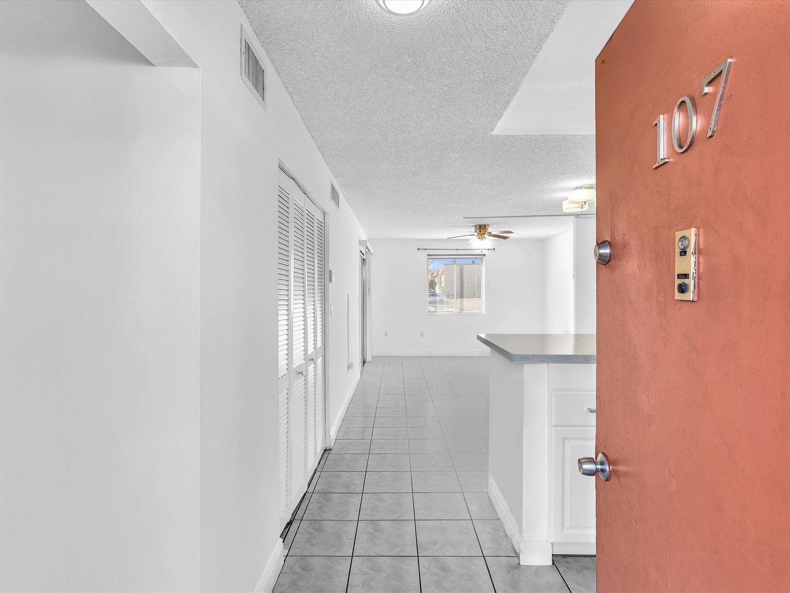 6034 Forest Hill Boulevard # 107, West Palm Beach, FL 33415 — zdjęcie 2