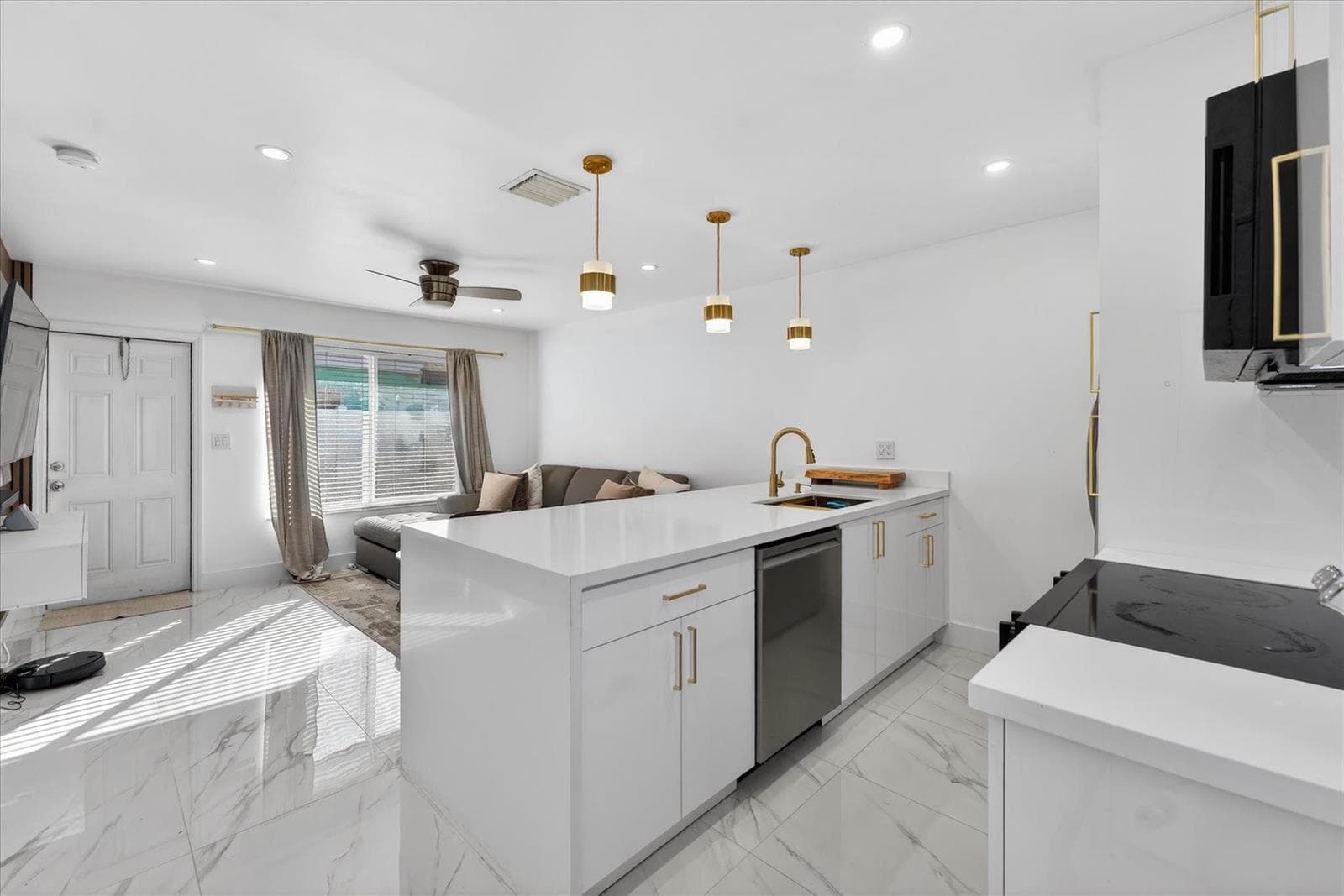 883 NE 33rd Street, Oakland Park, FL 33334 — zdjęcie 2