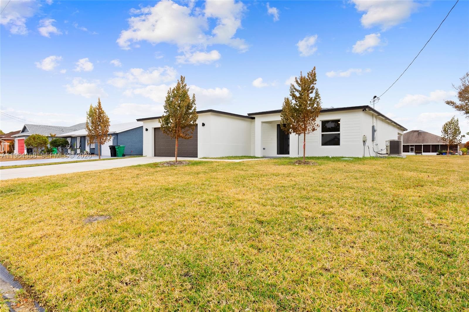 560 SW Carter Ave, Port St. Lucie, FL 34983 — zdjęcie 3