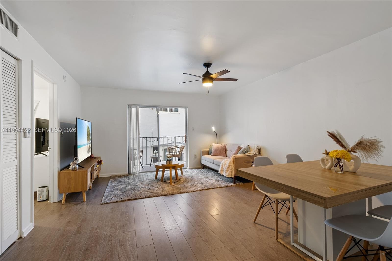 1615 Meridian Ave # 202, Miami Beach, FL 33139 — zdjęcie 3