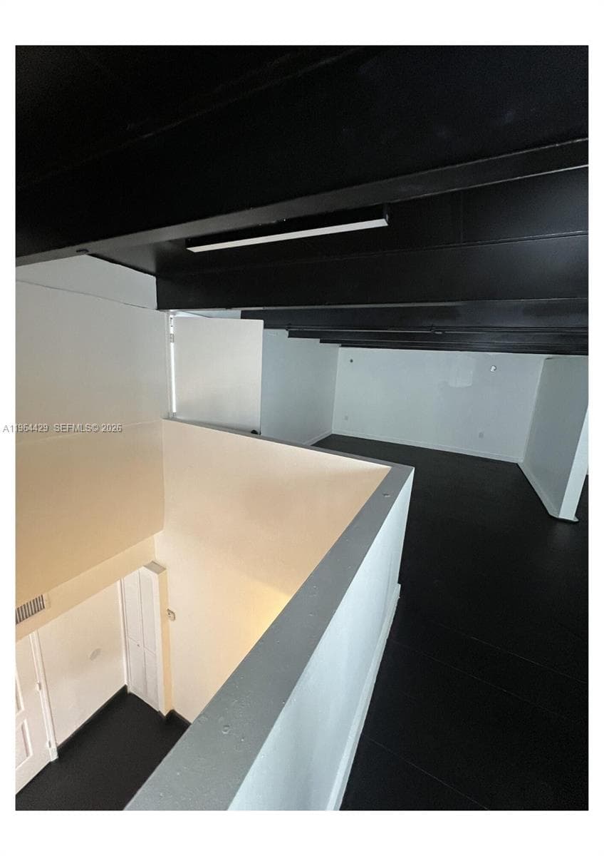 1155 SW 6th St # 2nd floor, Miami, FL 33130 — zdjęcie 3