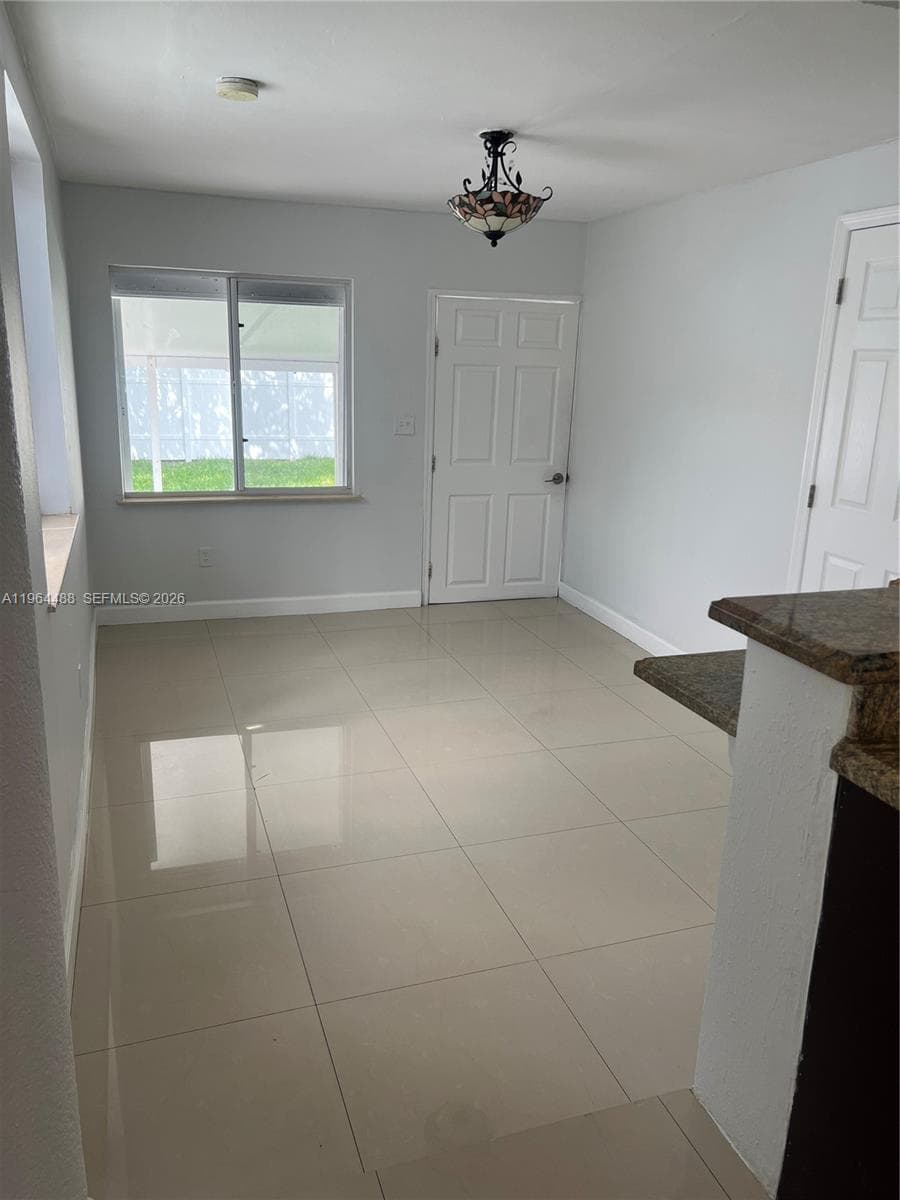 6823 SW 25th St, Miami, FL 33155 — zdjęcie 5