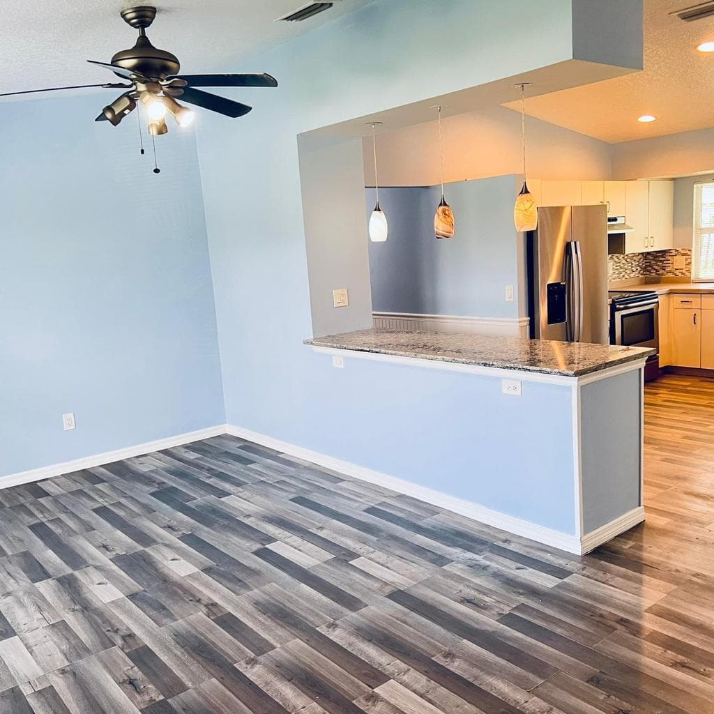 1150 SW Haleyberry Avenue, Port St. Lucie, FL 34953 — zdjęcie 3