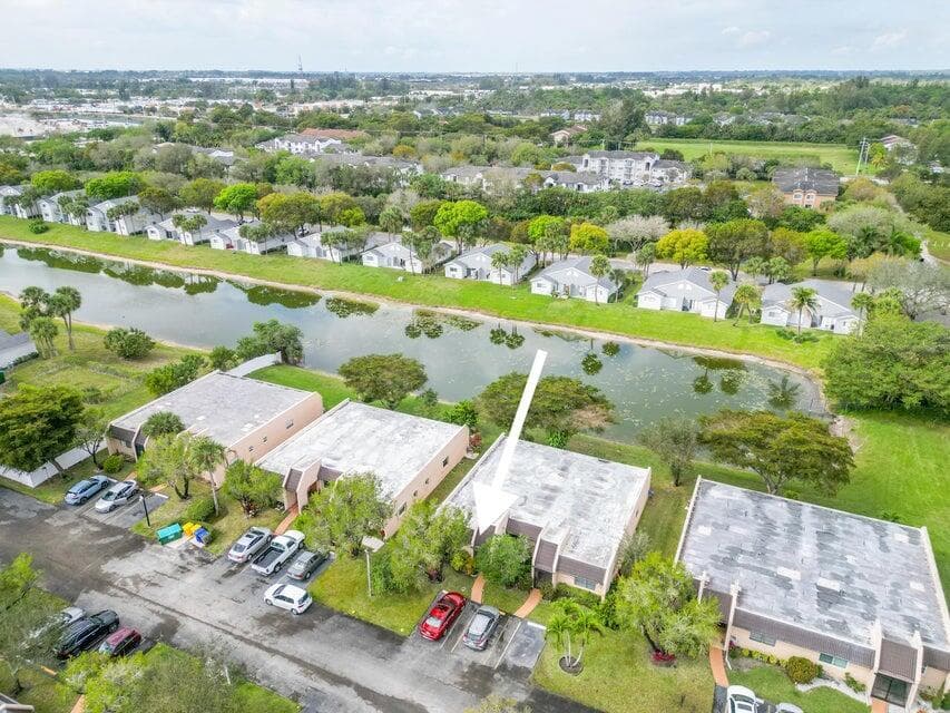 107 Lake Terry Drive, West Palm Beach, FL 33411 — zdjęcie 2