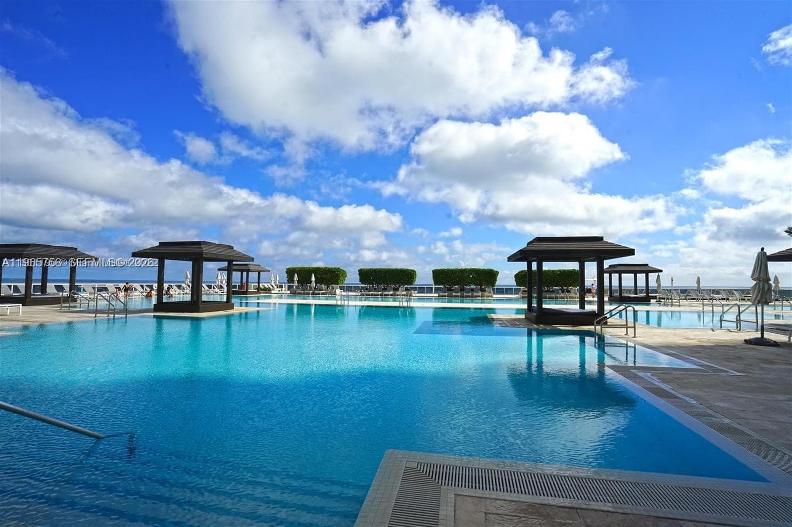 1800 S Ocean Dr # 2406, Hallandale Beach, FL 33009 — zdjęcie 2