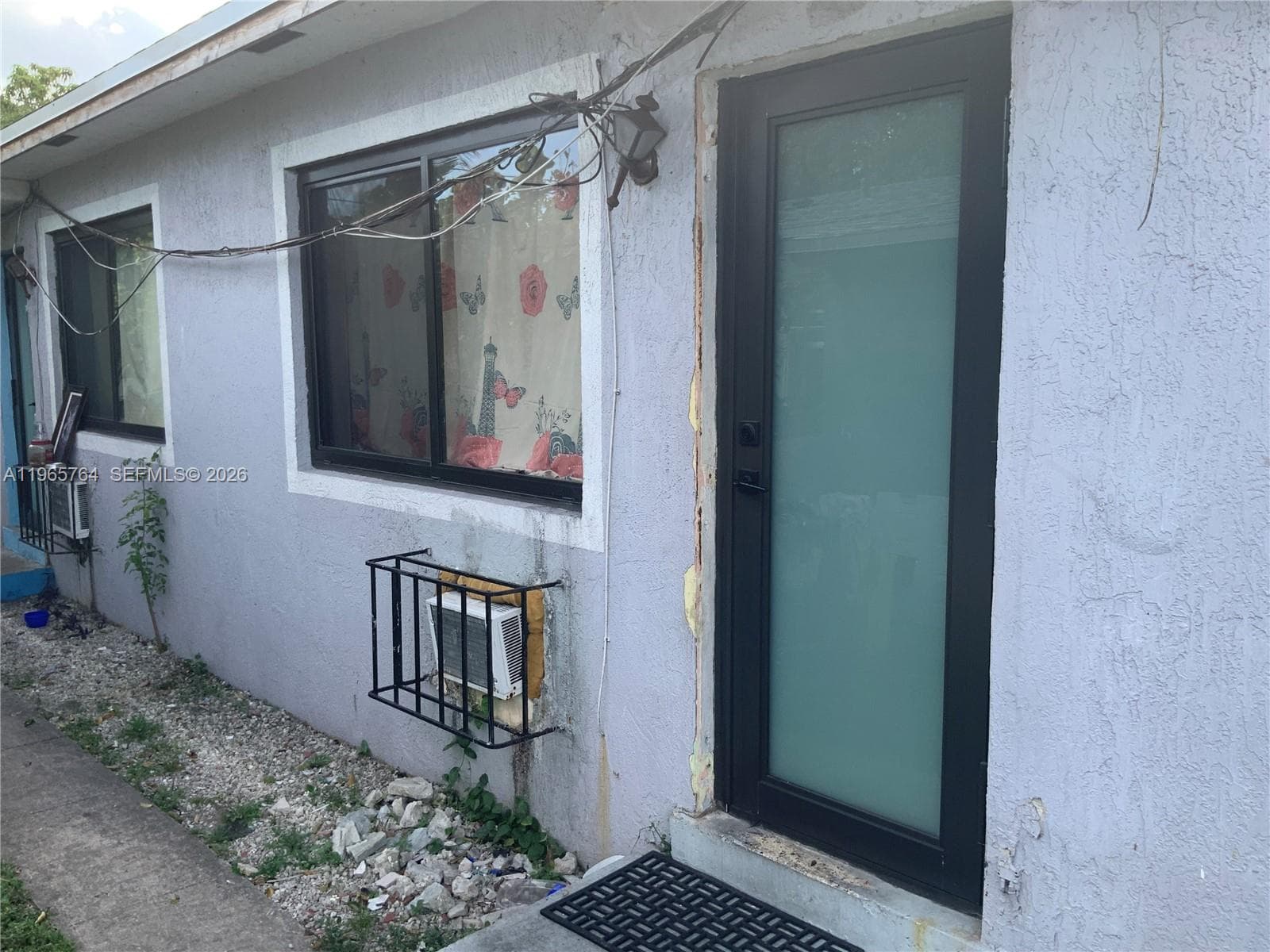 896 NW 103rd St, Miami, FL 33150 — zdjęcie 3
