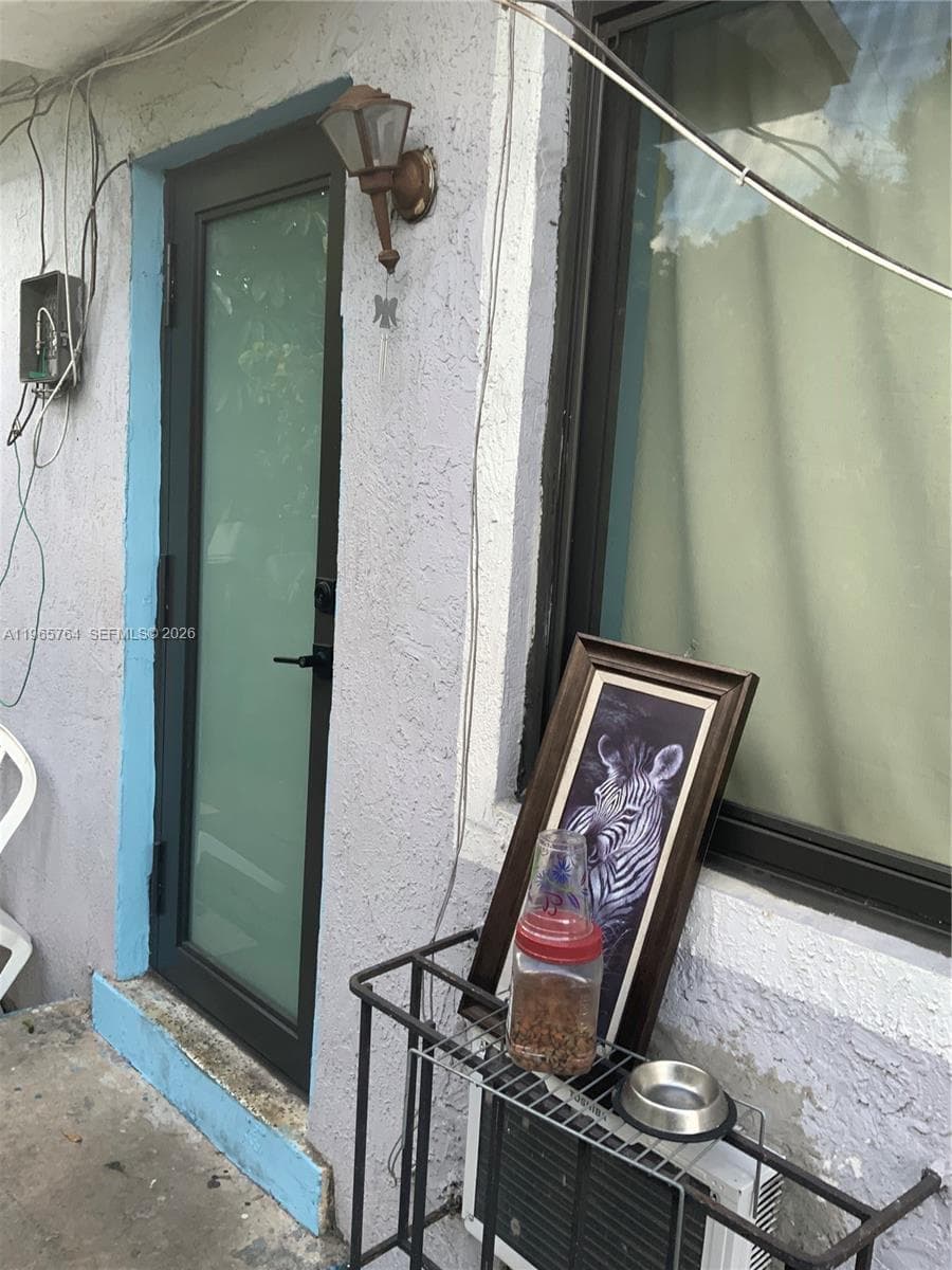 896 NW 103rd St, Miami, FL 33150 — zdjęcie 4