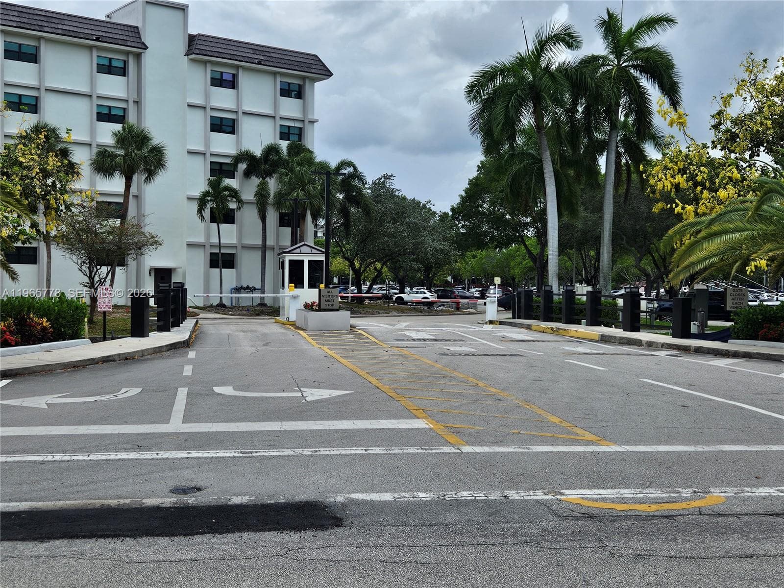 1101 River Reach Dr # 418, Fort Lauderdale, FL 33315 — zdjęcie 3