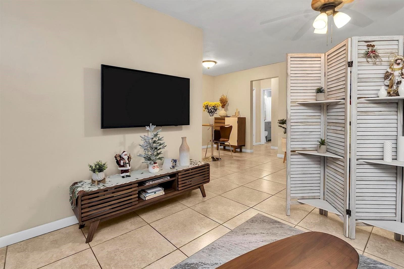 2700 NE 135th Street # 31, North Miami, FL 33181 — zdjęcie 4