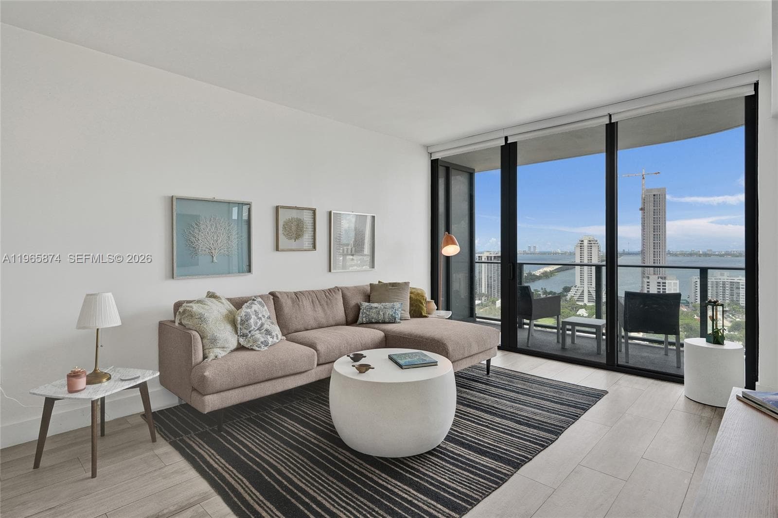 121 NE 34th St # 2205, Miami, FL 33137 — zdjęcie 2