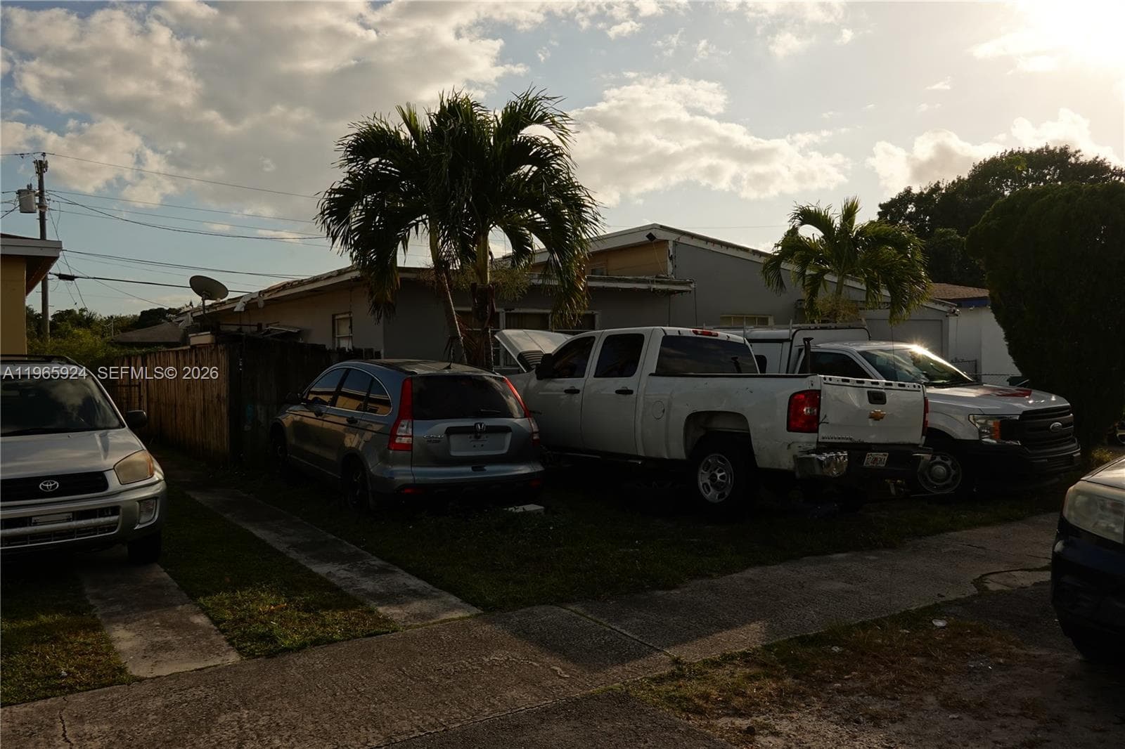 810 NW 84th Ter, Miami, FL 33150 — zdjęcie 3