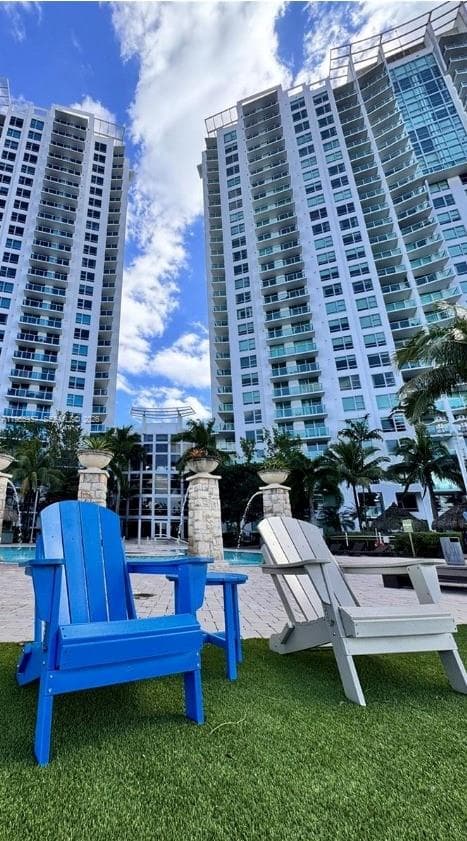 2681 N Flamingo Rd # 2302S, Sunrise, FL 33323 — zdjęcie 2