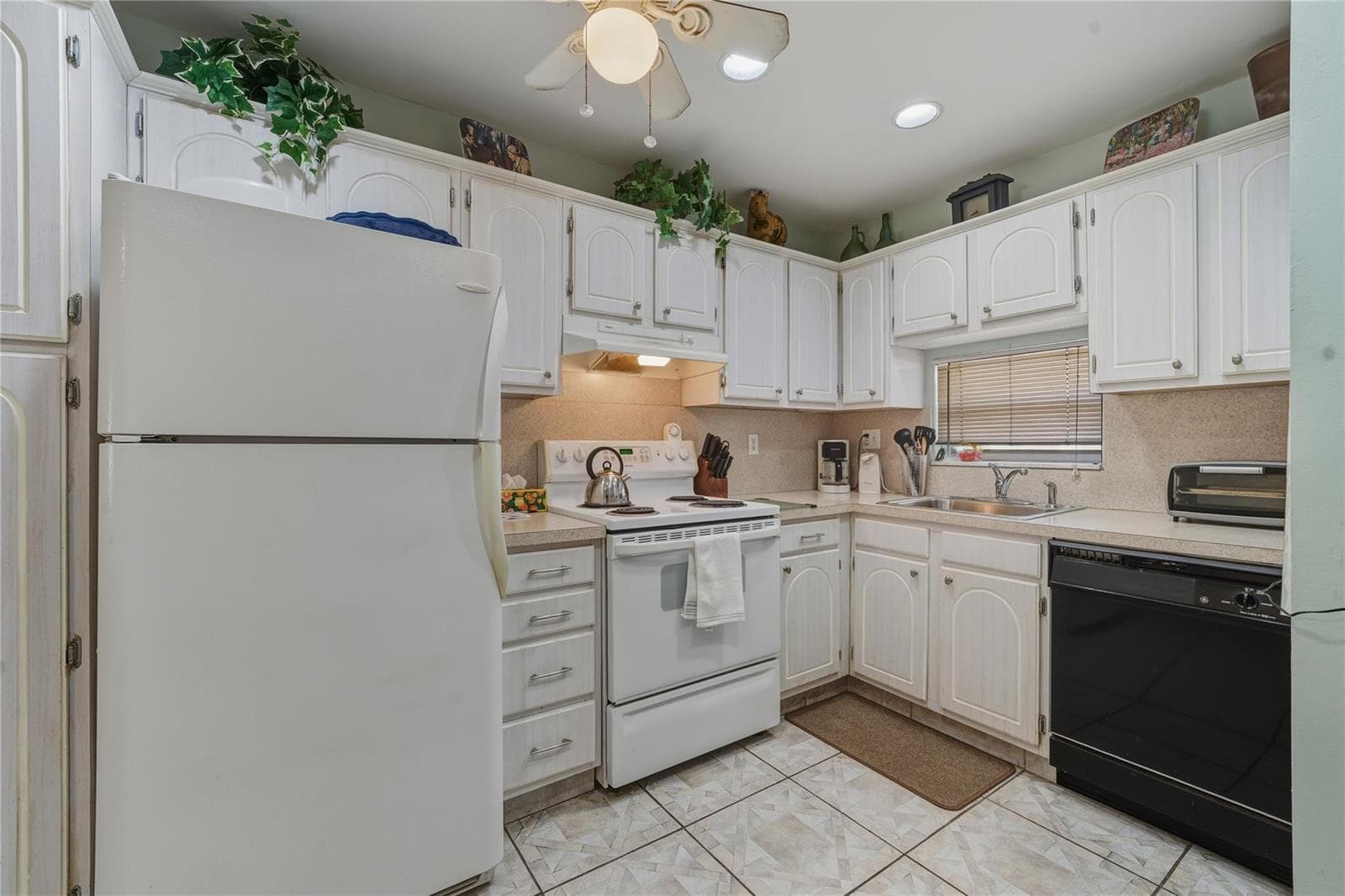 691 S Hollybrook Drive # 304, Pembroke Pines, FL 33025 — zdjęcie 2