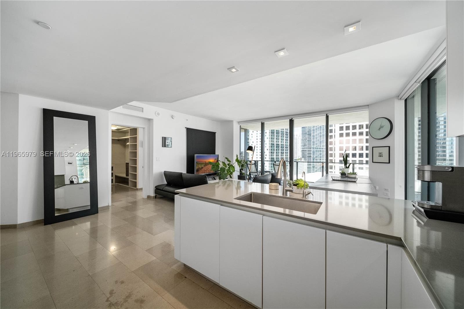 68 SE 6th St # 1201, Miami, FL 33131 — zdjęcie 3