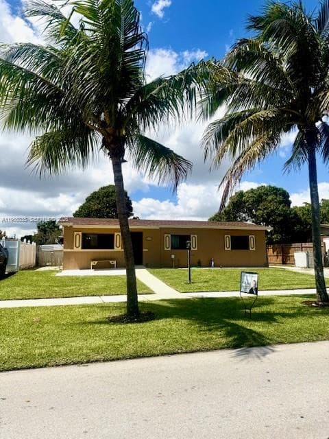 1481 SW 7th Ter, Deerfield Beach, FL 33441