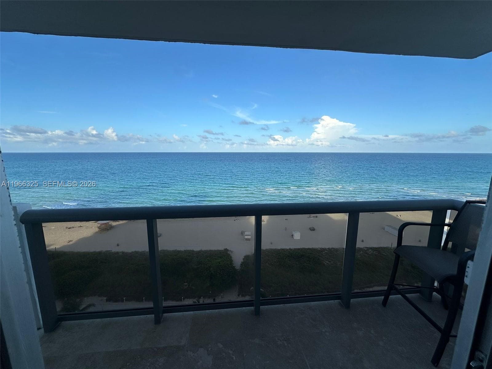 6039 Collins Ave # 1517, Miami Beach, FL 33140