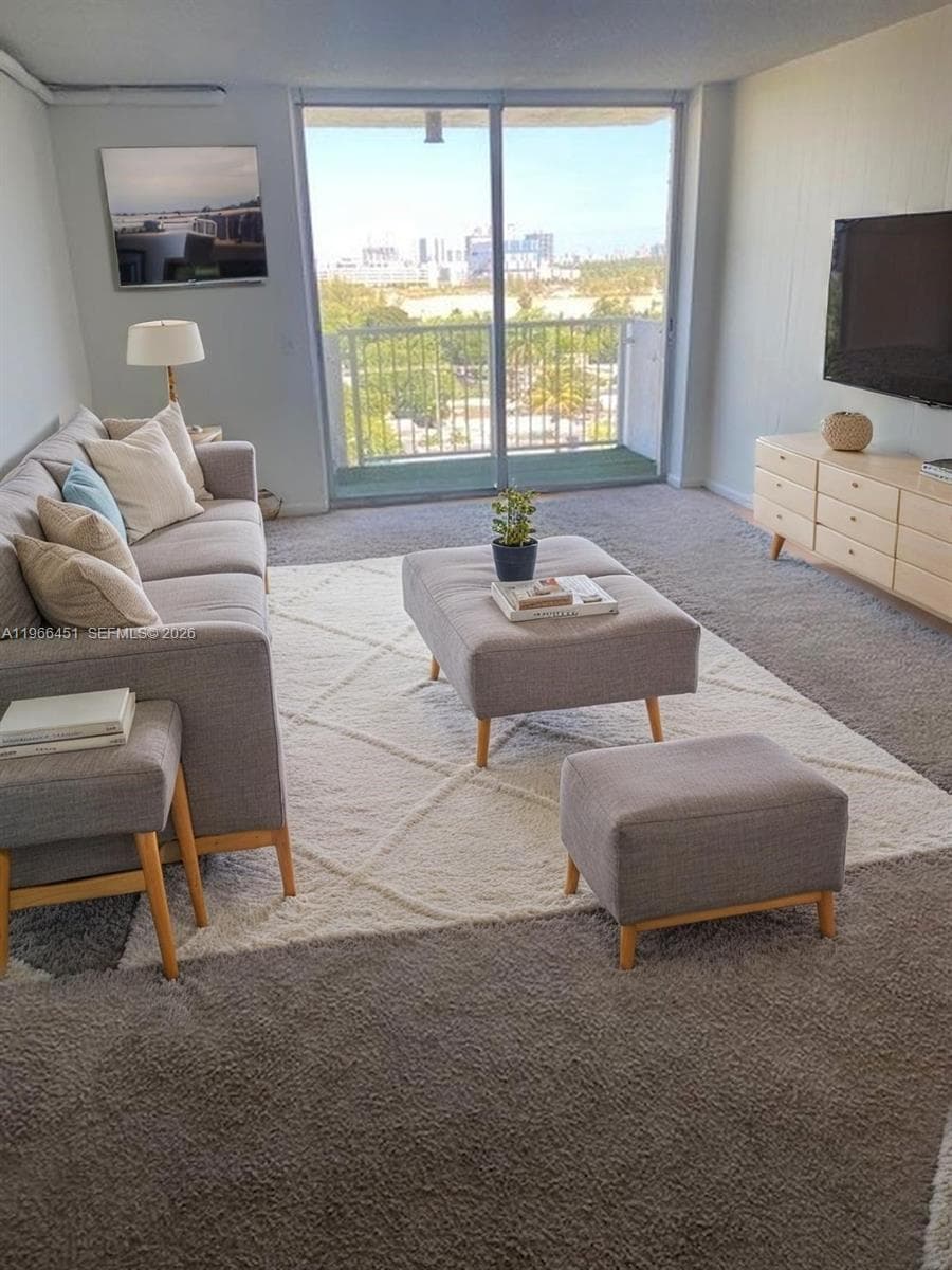 2020 NE 135th St # 901, North Miami, FL 33181 — zdjęcie 2