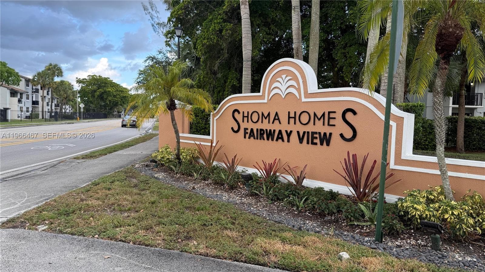 17720 NW 73rd Ave # 105, Hialeah, FL 33015 — zdjęcie 2