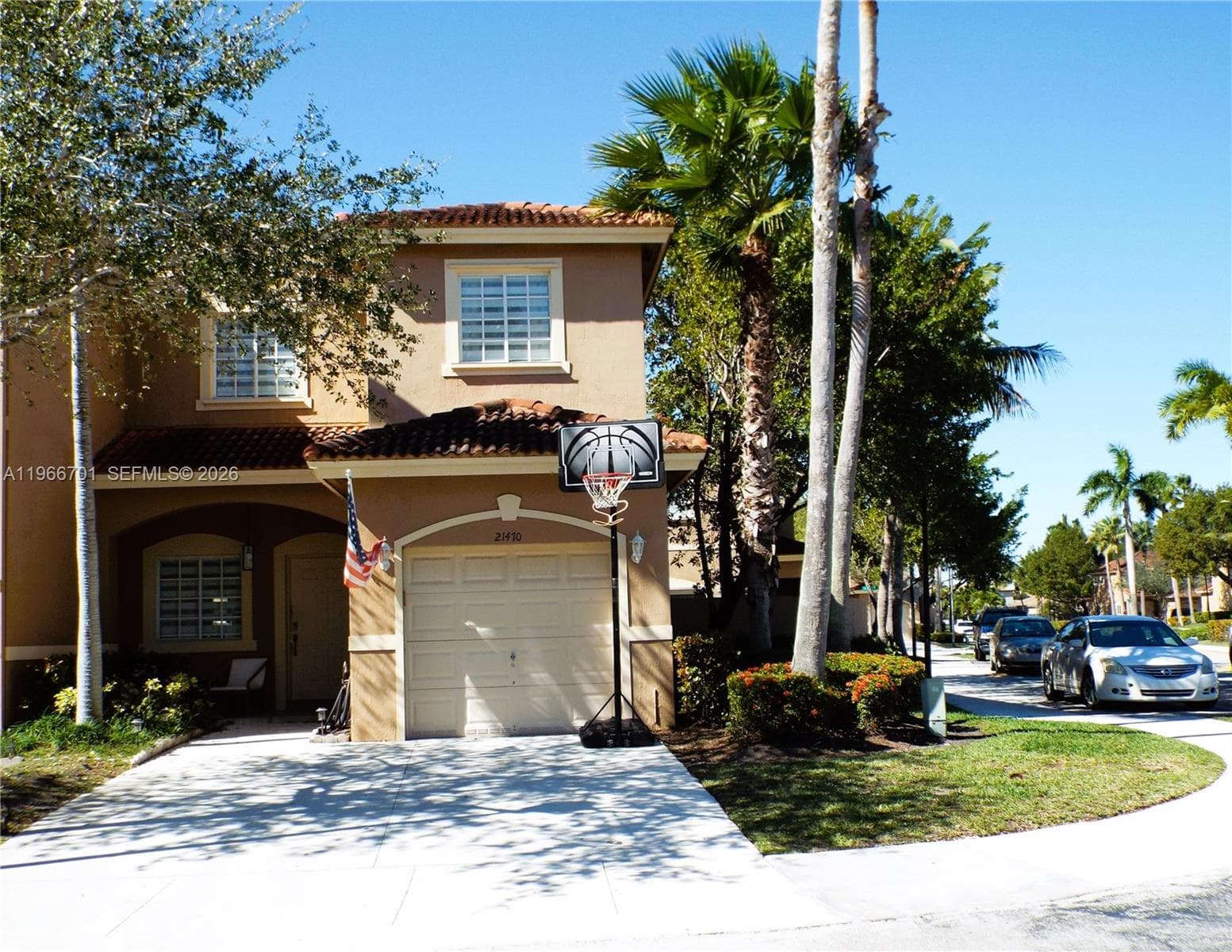 21470 SW 85th Path, Cutler Bay, FL 33189