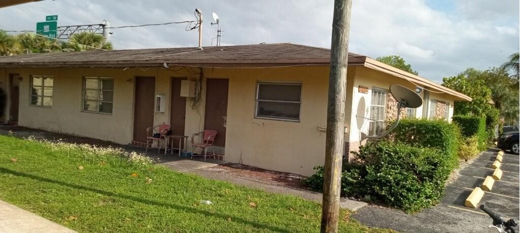 1856 NW 52nd Avenue, Lauderhill, FL 33313 — zdjęcie 2