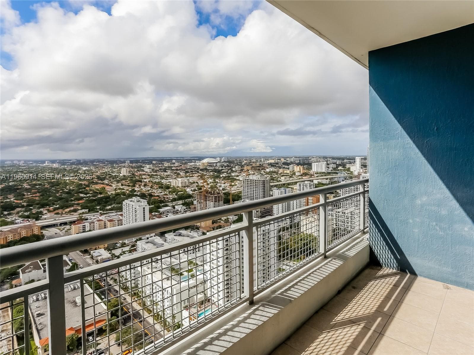60 SW 13th St # 3404, Miami, FL 33130 — zdjęcie 3