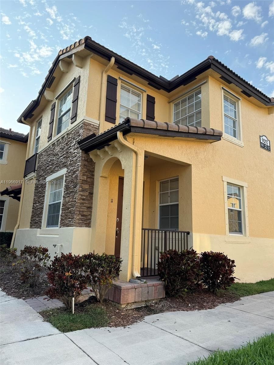 9257 SW 227th St # 11, Cutler Bay, FL 33190 — zdjęcie 2