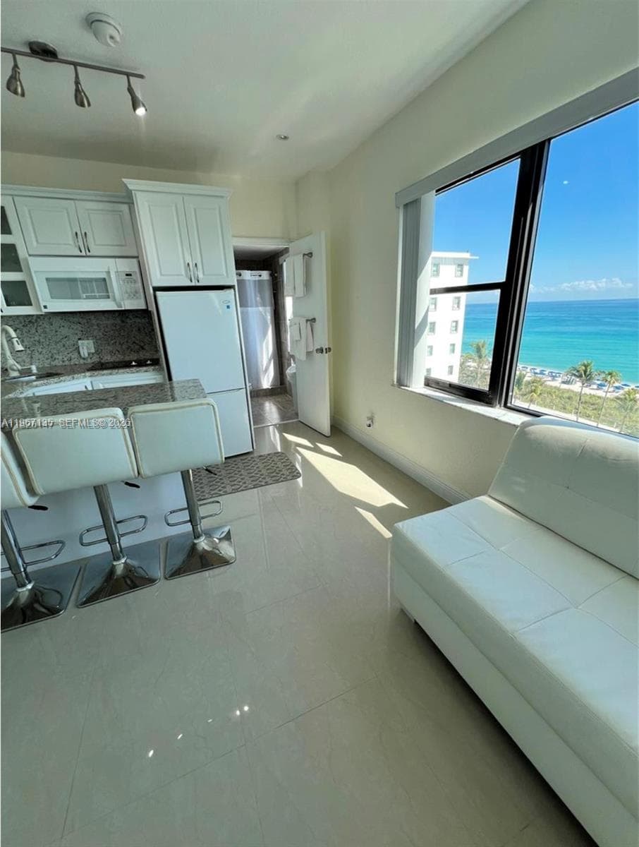 6345 Collins Ave # 908, Miami Beach, FL 33141 — zdjęcie 3