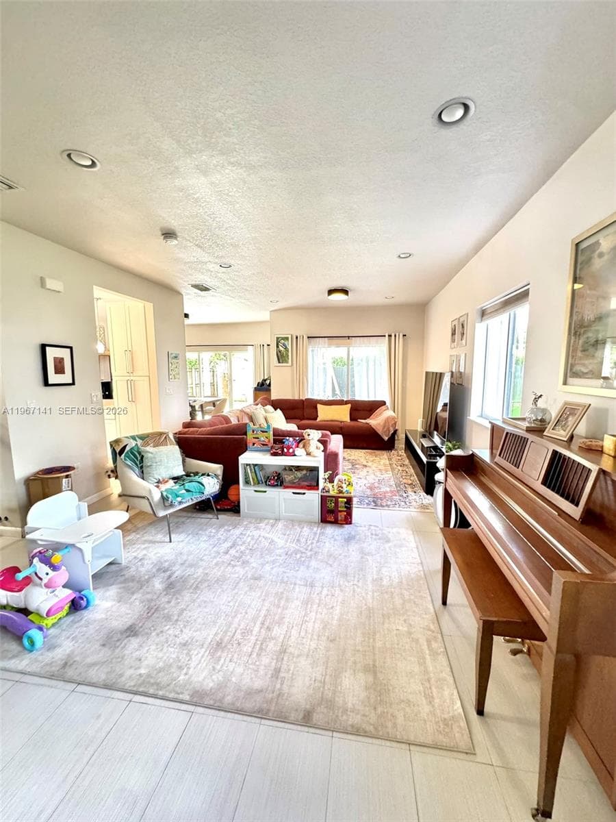 396 NE 33rd Ter, Homestead, FL 33033 — zdjęcie 4